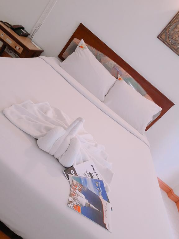 נחון סי טמארט Muang Khon Guest House מראה חיצוני תמונה