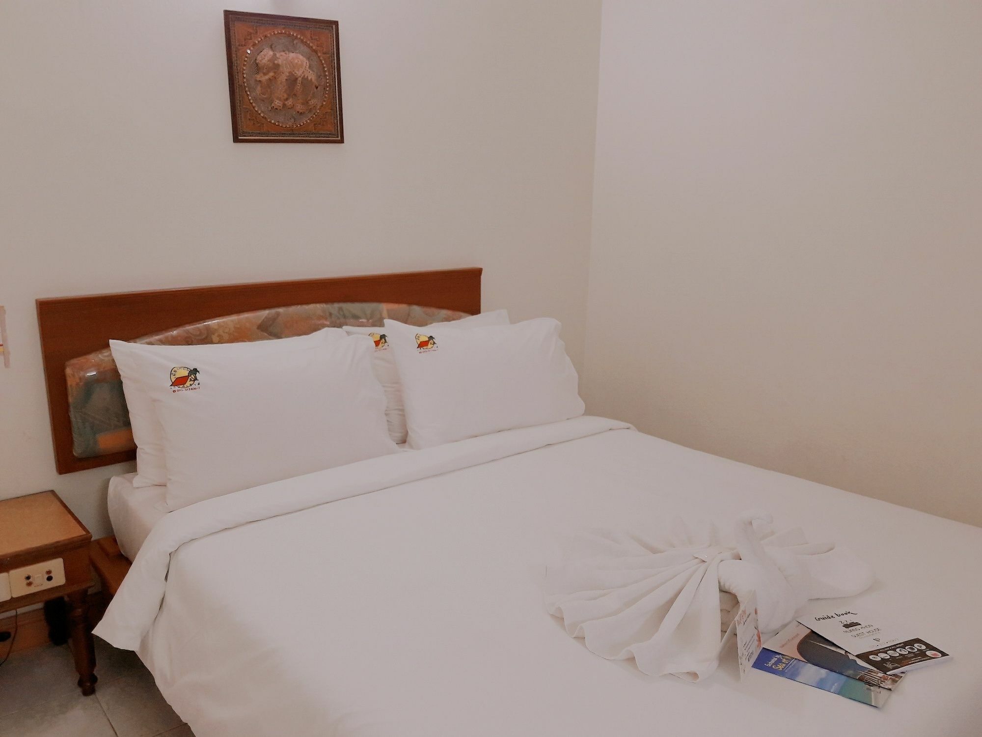 נחון סי טמארט Muang Khon Guest House מראה חיצוני תמונה